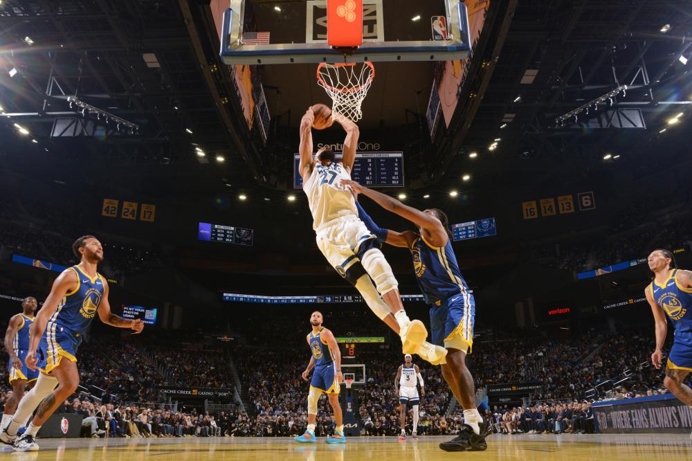 他在本场比 他在本场比